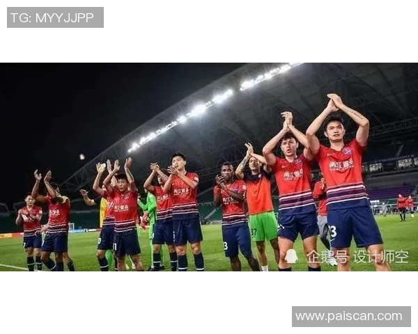 杭州滑板队配合争议引发热议球迷与专家各执己见探讨战术选择