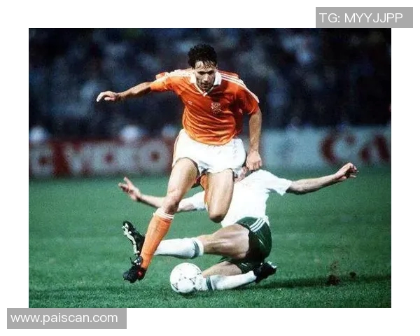 2014荷南足球明星的辉煌历程与成就回顾